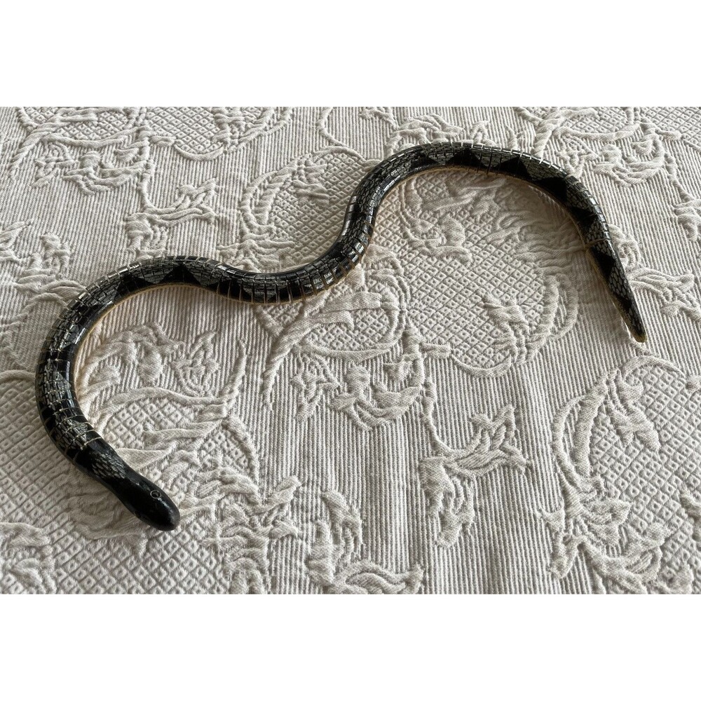 Articulated Wood Snake Diamond Pattern Wiggles Toy Prank Approx 26.5" long